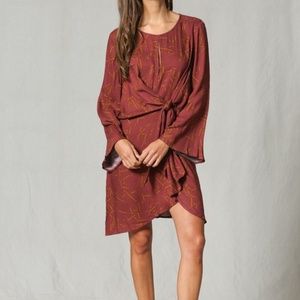 NWT Front Tie Brick Above the Knee Dress